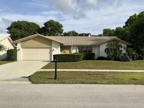 6114 Woodbury Road Boca Raton FL 33433