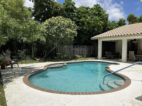 6114 Woodbury Road Boca Raton FL 33433