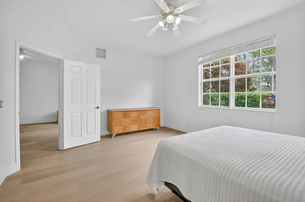 23275 Carolwood Lane Boca Raton FL 33428