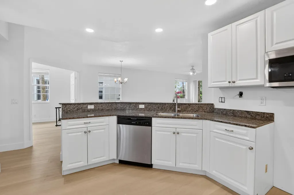 23275 Carolwood Lane Boca Raton FL 33428