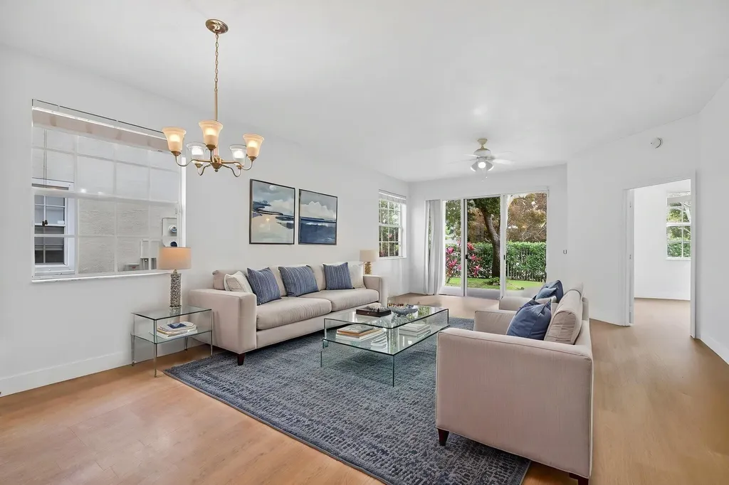 23275 Carolwood Lane Boca Raton FL 33428