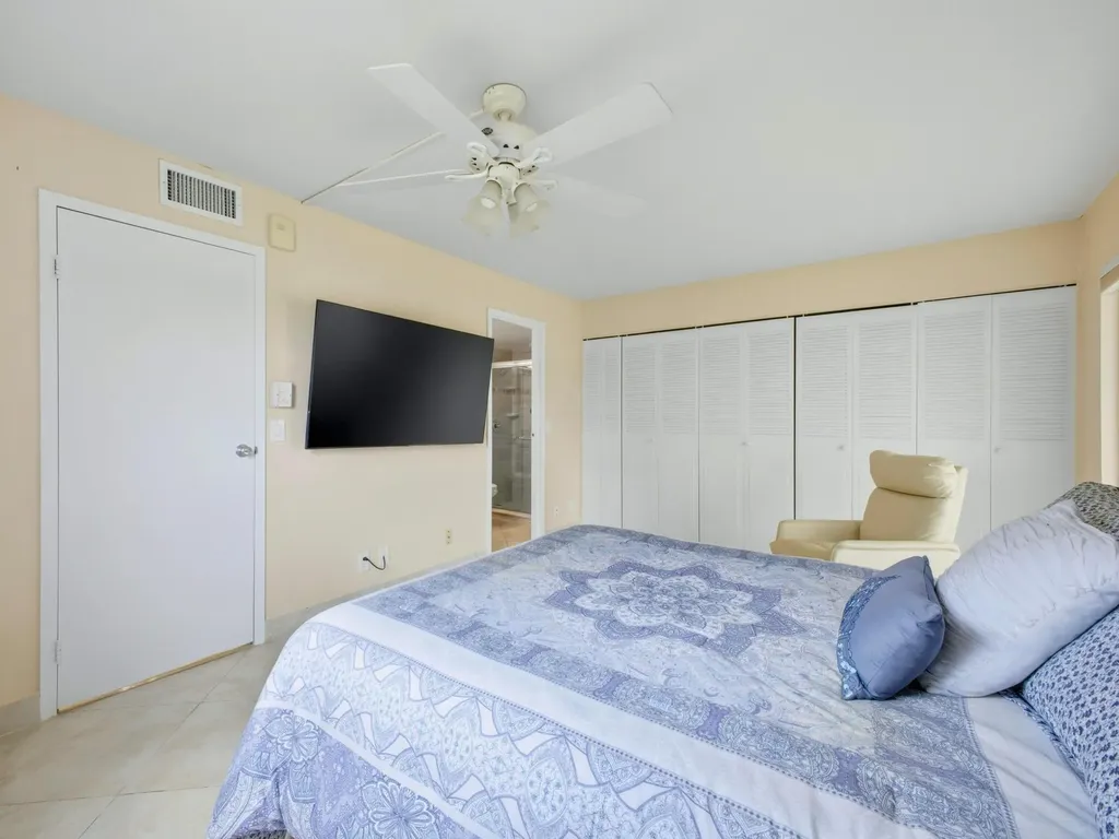 154 Tuscany C Delray Beach FL 33446