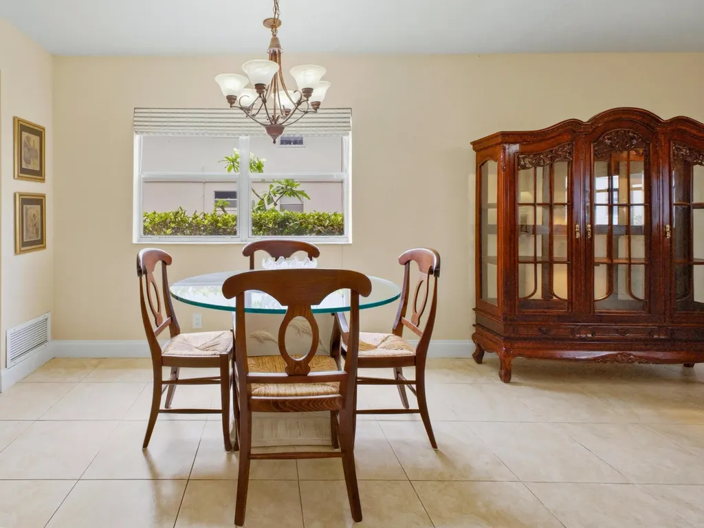 154 Tuscany C Delray Beach FL 33446
