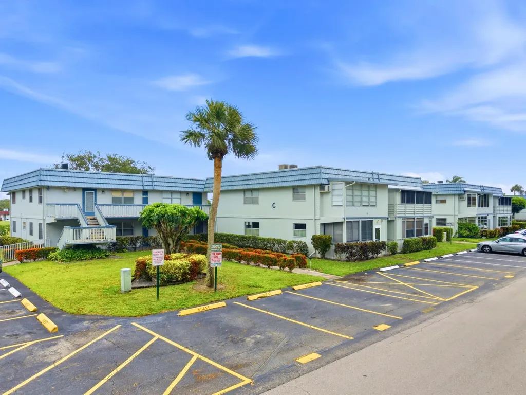154 Tuscany C Delray Beach FL 33446