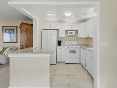 154 Tuscany C Delray Beach FL 33446