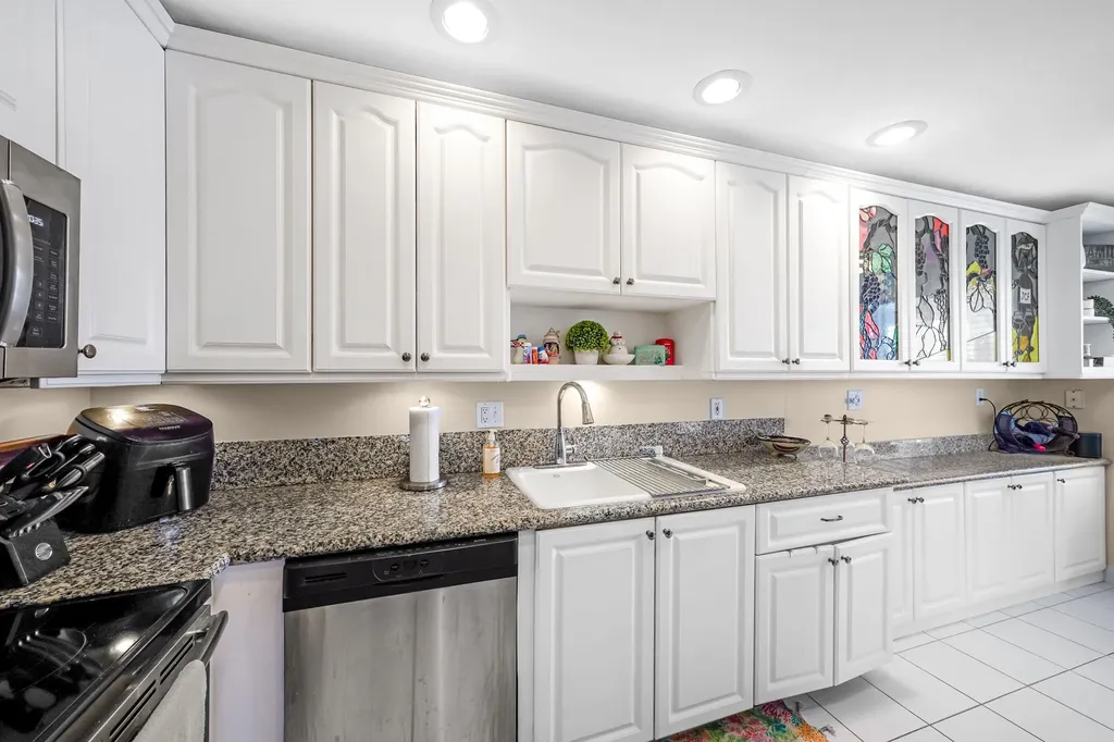 2835 SW 13th Street Delray Beach FL 33445