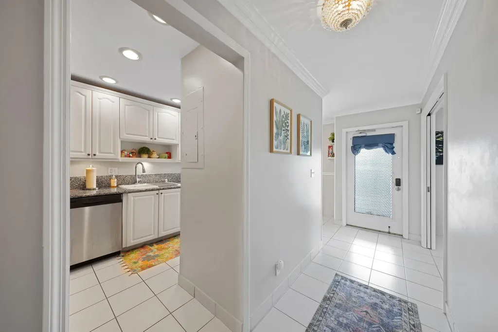 2835 SW 13th Street Delray Beach FL 33445