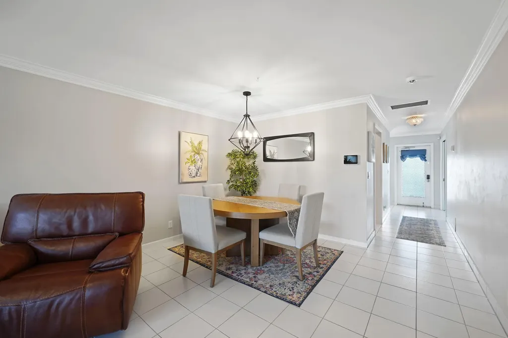 2835 SW 13th Street Delray Beach FL 33445