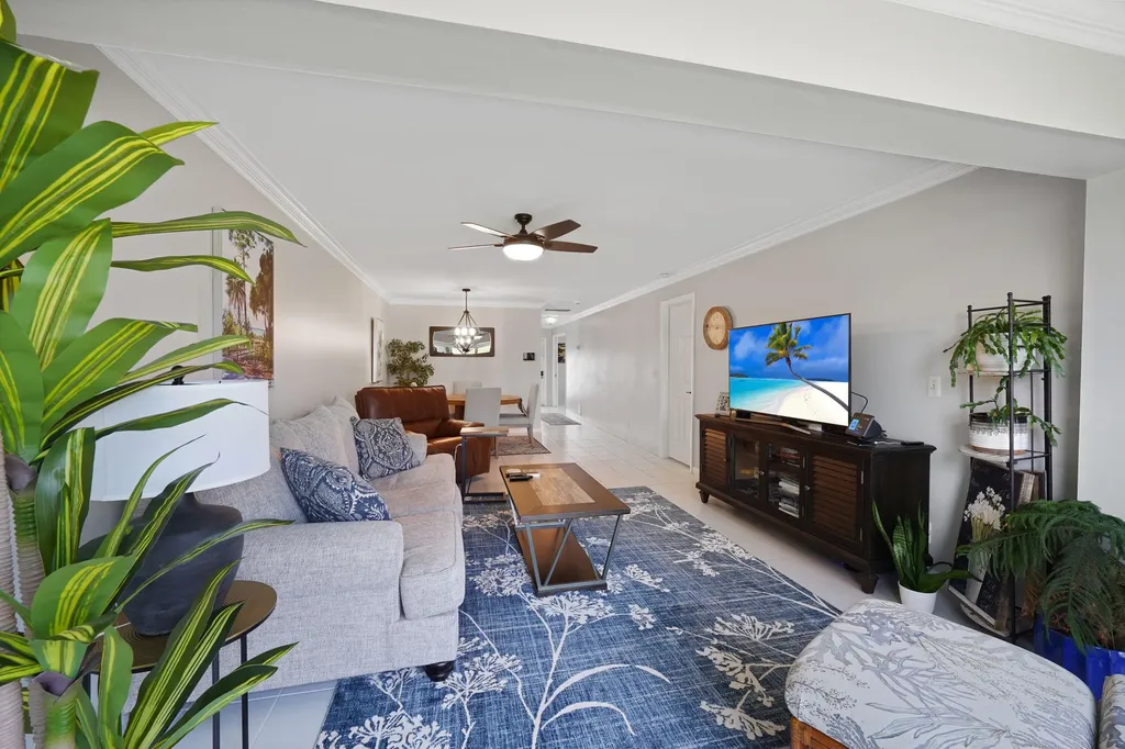 2835 SW 13th Street Delray Beach FL 33445