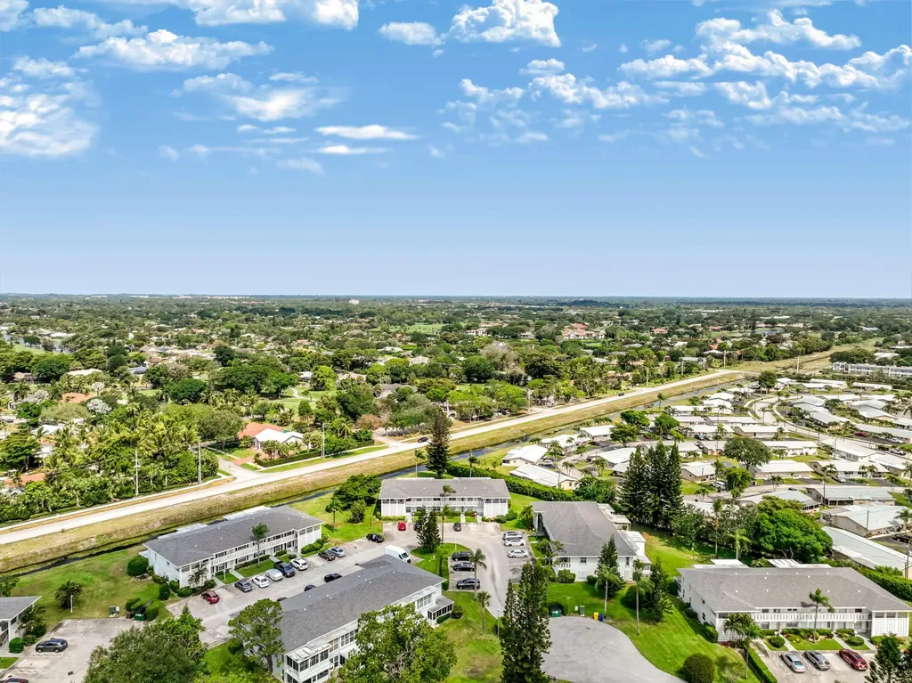 2835 SW 13th Street Delray Beach FL 33445