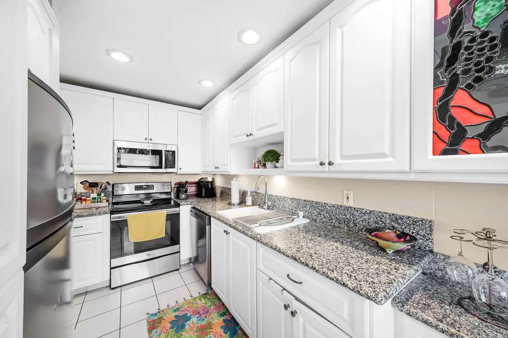 2835 SW 13th Street Delray Beach FL 33445