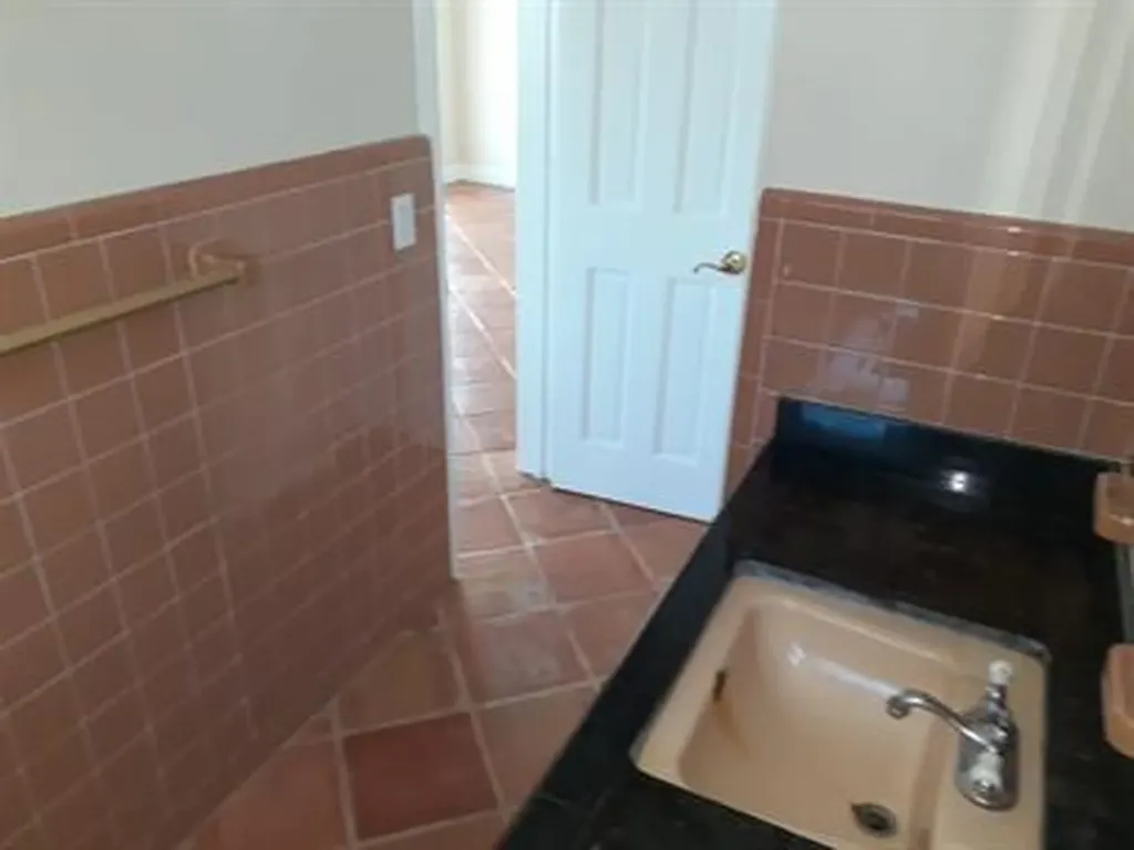 223 SE 14th Place Deerfield Beach FL 33441