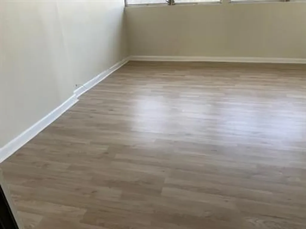 223 SE 14th Place Deerfield Beach FL 33441