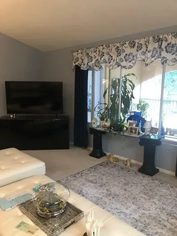 2465 NW 33rd Street Oakland Park FL 33309
