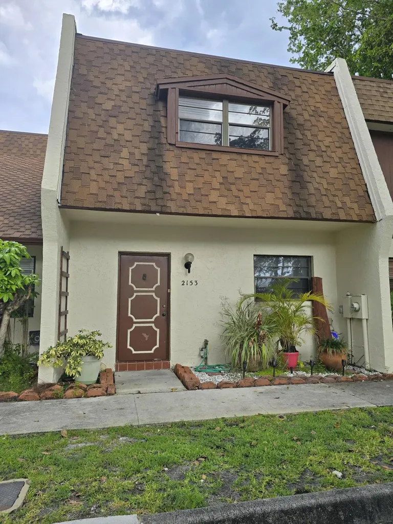 2153 N 14th Avenue Hollywood FL 33020