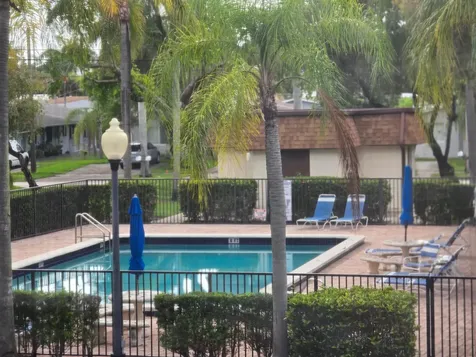 2153 N 14th Avenue Hollywood FL 33020