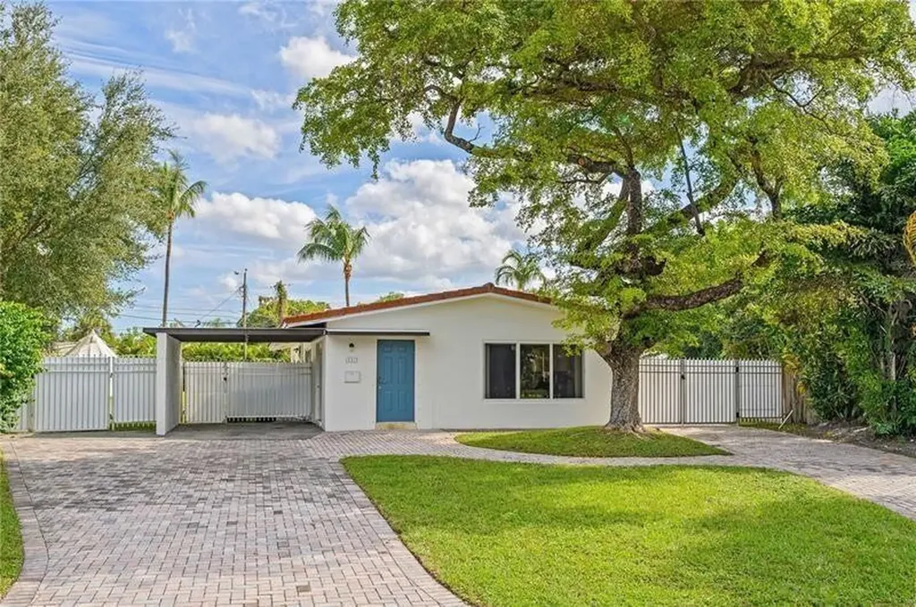 332 NW 26th Court Wilton Manors FL 33311
