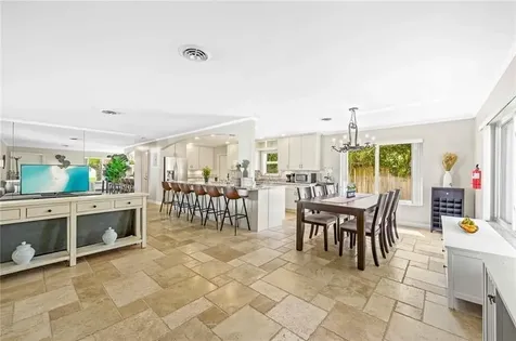332 NW 26th Court Wilton Manors FL 33311