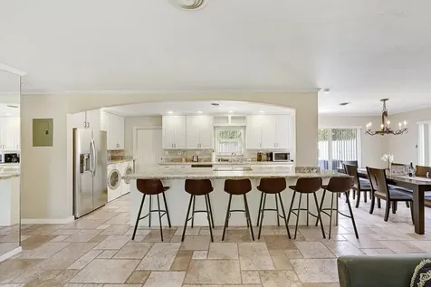 332 NW 26th Court Wilton Manors FL 33311