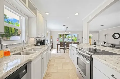 332 NW 26th Court Wilton Manors FL 33311