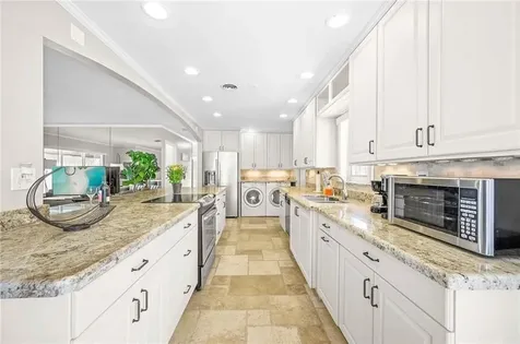 332 NW 26th Court Wilton Manors FL 33311