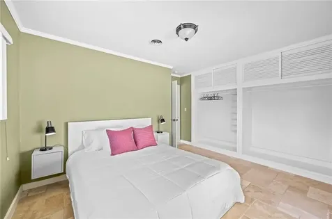 332 NW 26th Court Wilton Manors FL 33311