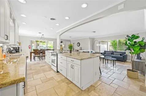 332 NW 26th Court Wilton Manors FL 33311