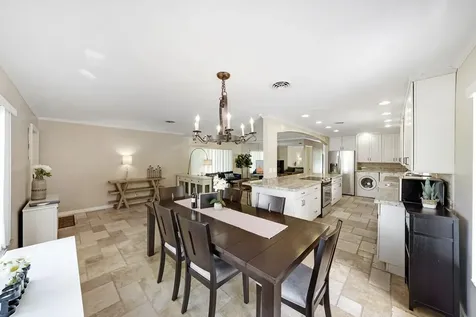 332 NW 26th Court Wilton Manors FL 33311