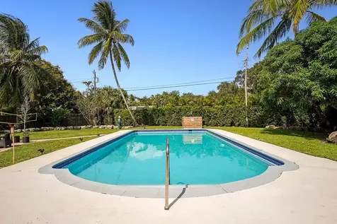 332 NW 26th Court Wilton Manors FL 33311