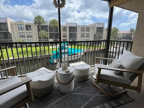 6 Royal Palm Way Boca Raton FL 33432