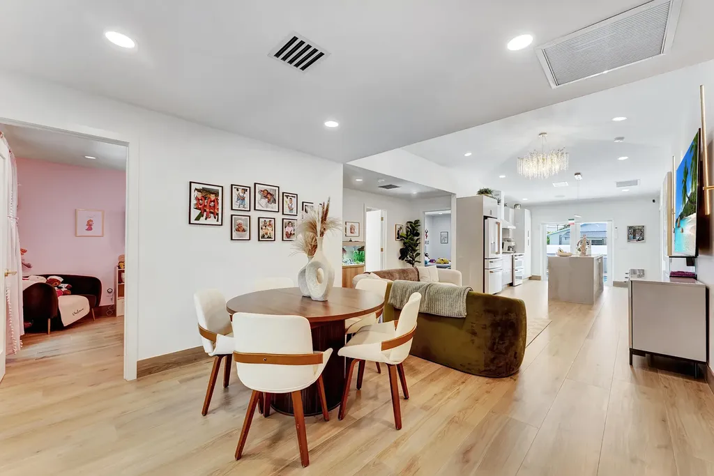 413 SW 15th Avenue Delray Beach FL 33444