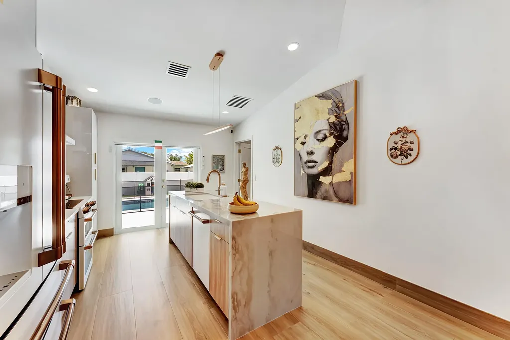 413 SW 15th Avenue Delray Beach FL 33444