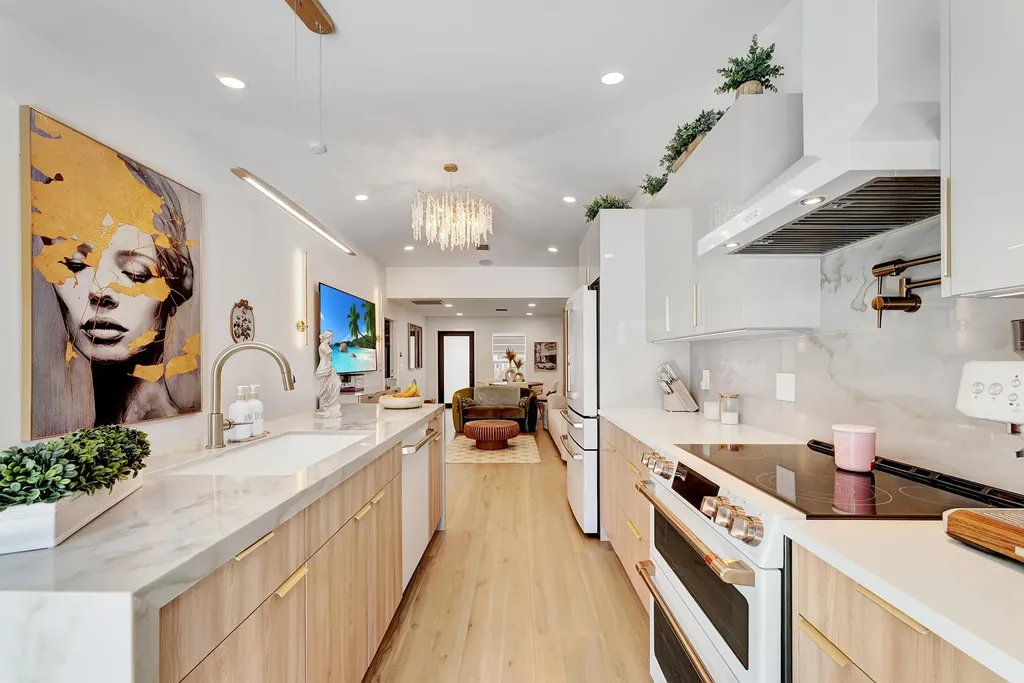 413 SW 15th Avenue Delray Beach FL 33444