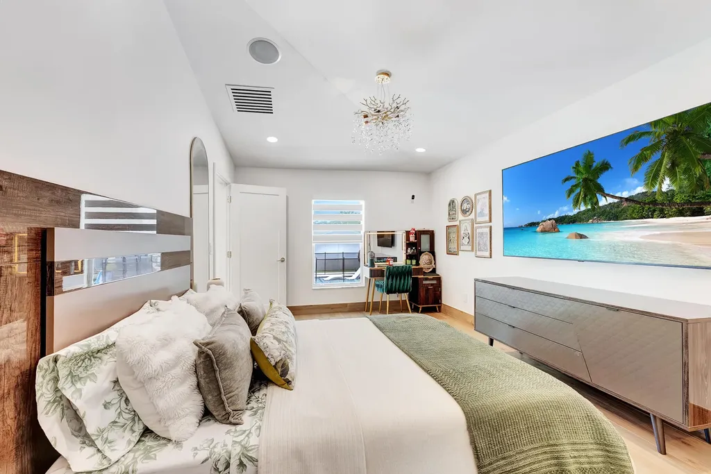 413 SW 15th Avenue Delray Beach FL 33444
