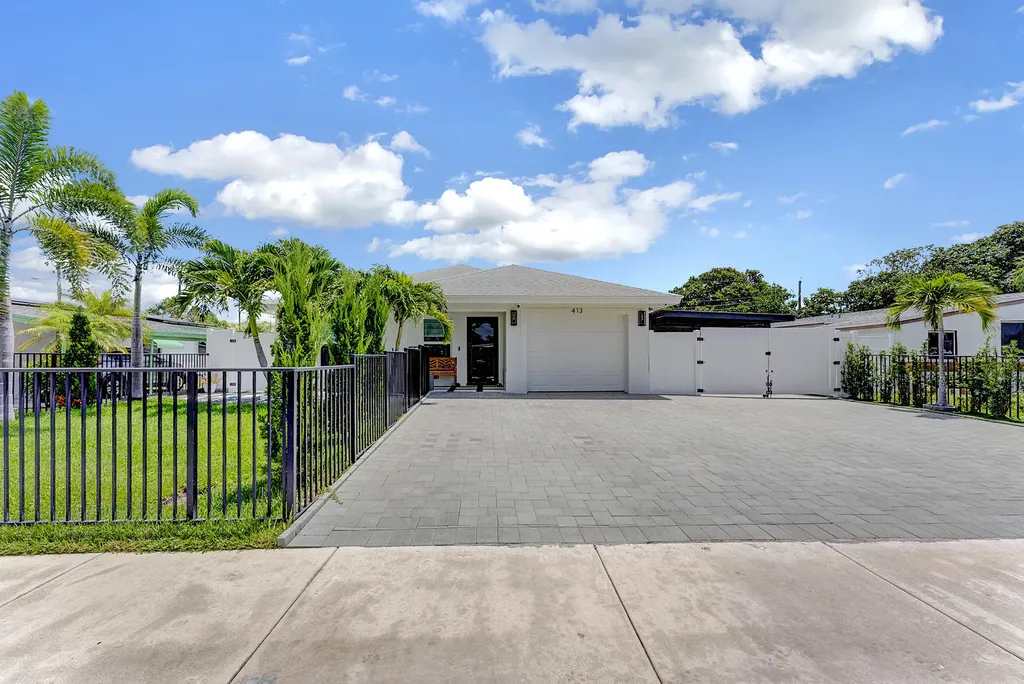 413 SW 15th Avenue Delray Beach FL 33444