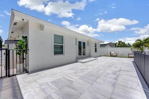 413 SW 15th Avenue Delray Beach FL 33444