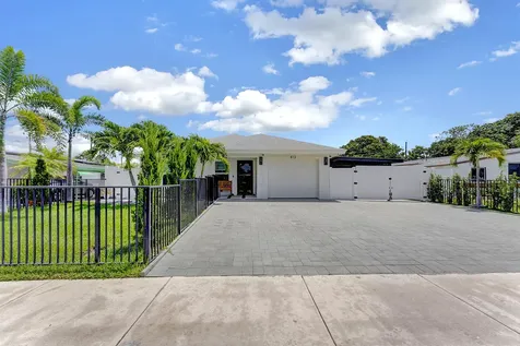 413 SW 15th Avenue Delray Beach FL 33444