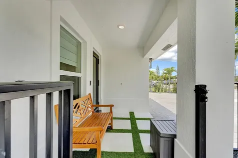 413 SW 15th Avenue Delray Beach FL 33444