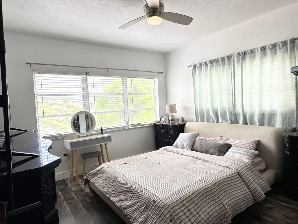 50 SW 3rd Avenue Boca Raton FL 33432