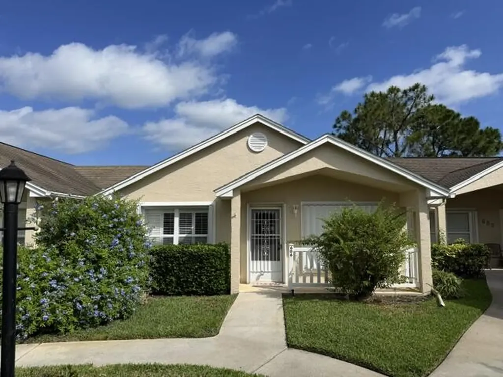 606 NW San Remo Circle Port St Lucie FL 34986