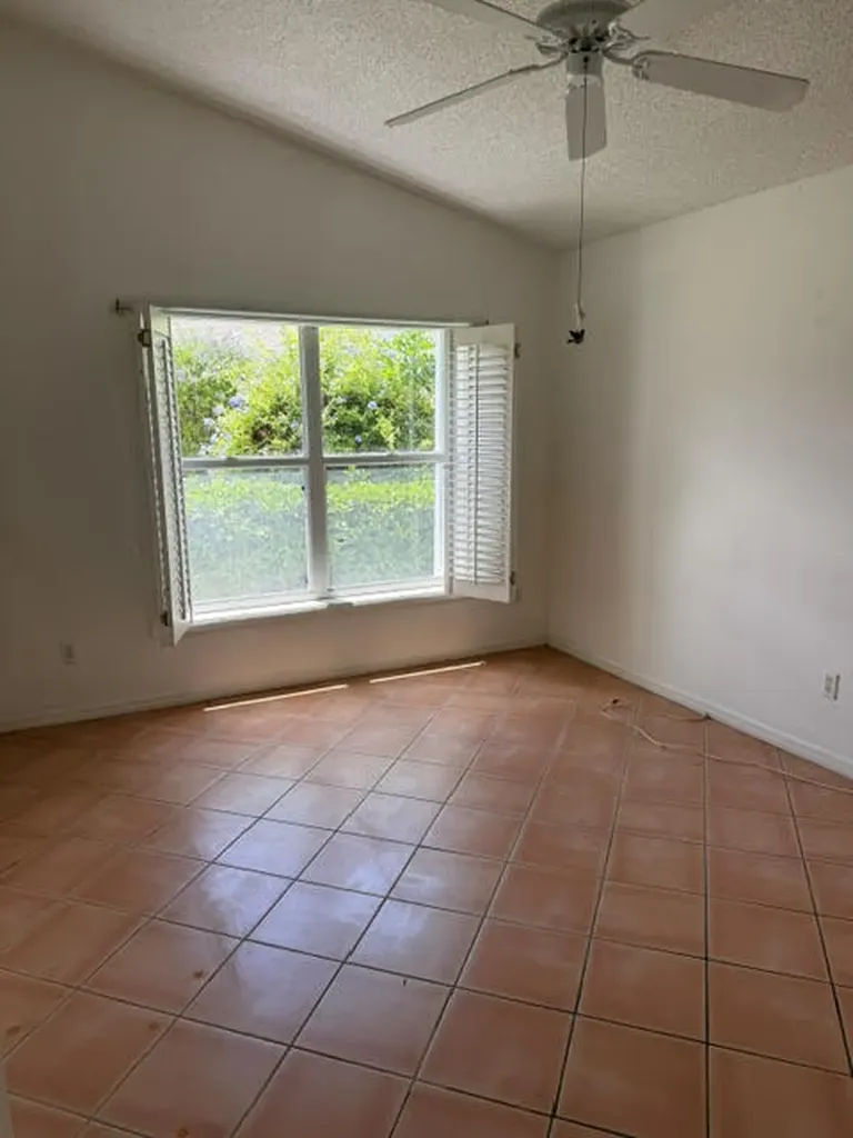 606 NW San Remo Circle Port St Lucie FL 34986