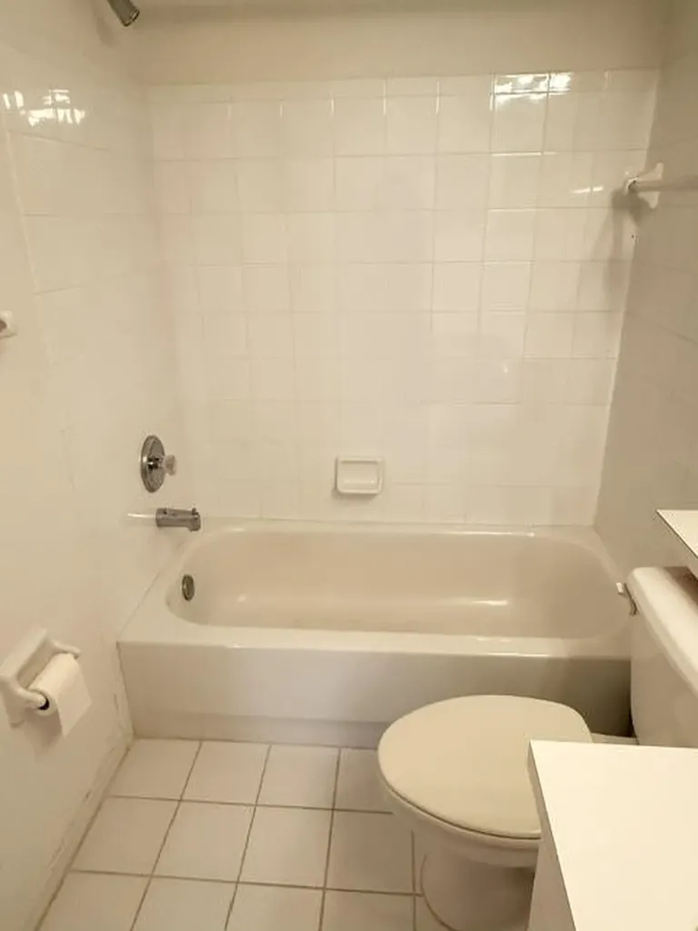 606 NW San Remo Circle Port St Lucie FL 34986