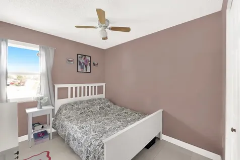 721 SW 79th Avenue North Lauderdale FL 33068