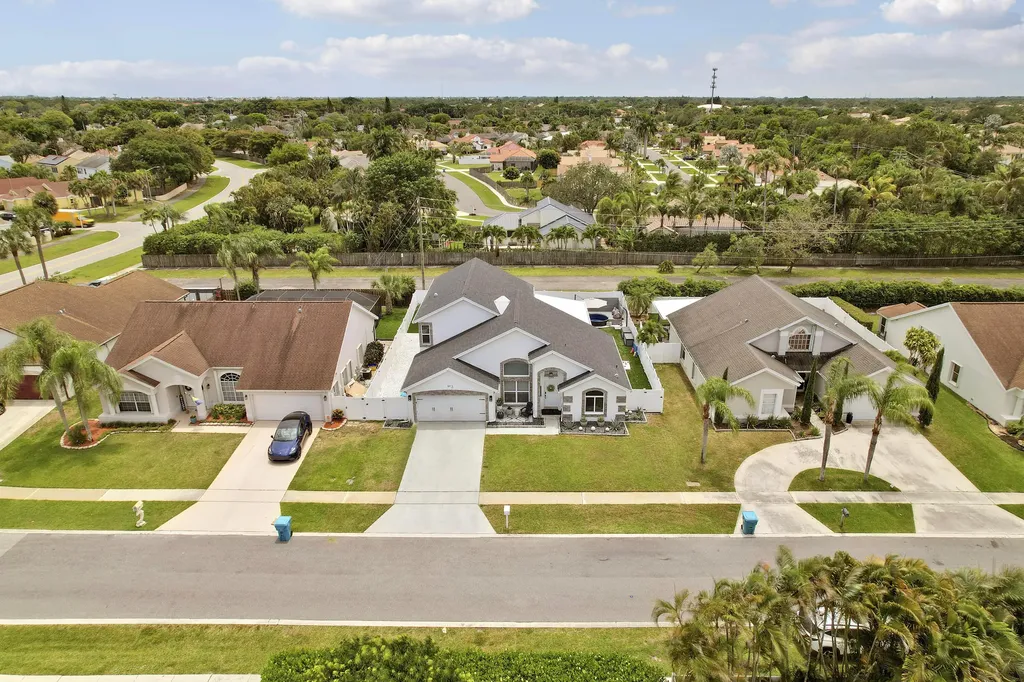 3 Meadows Park Lane Boynton Beach FL 33436