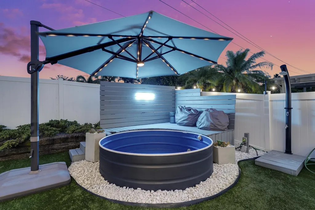 3 Meadows Park Lane Boynton Beach FL 33436