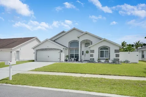 3 Meadows Park Lane Boynton Beach FL 33436