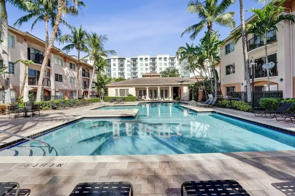 2125 SE 10th Avenue Fort Lauderdale FL 33316