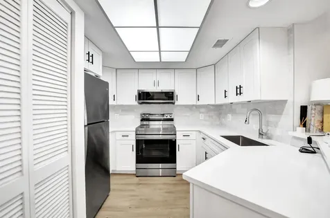 2125 SE 10th Avenue Fort Lauderdale FL 33316