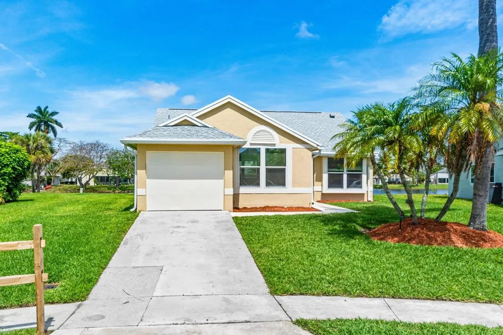 31 Misty Meadow Drive Boynton Beach FL 33436
