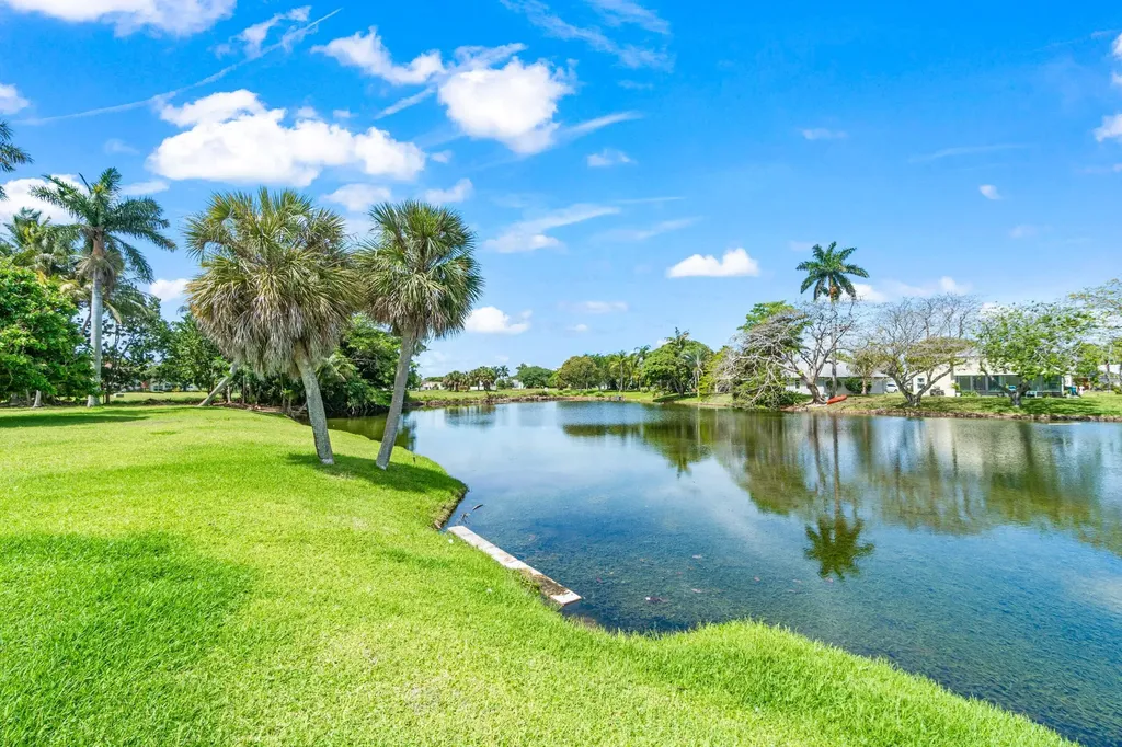 31 Misty Meadow Drive Boynton Beach FL 33436
